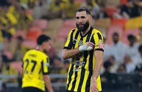 圣路易斯红雀王牌温赖特（Adam Wainwright）在 2023 年达成生涯第 200 胜