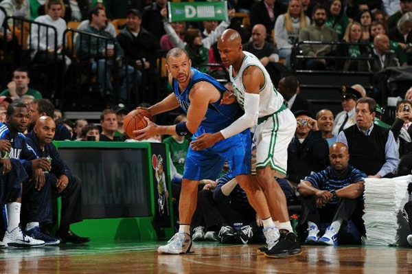 他的持球推 他的持球推