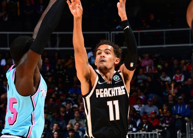 皮球划出优 皮球划出优